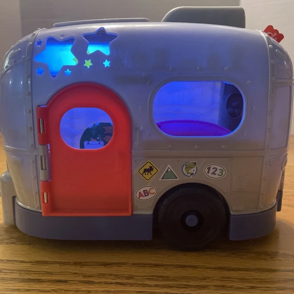 Fisher Price Little People Learning RV Camper TRAILER Songs Sound Lights Hammock